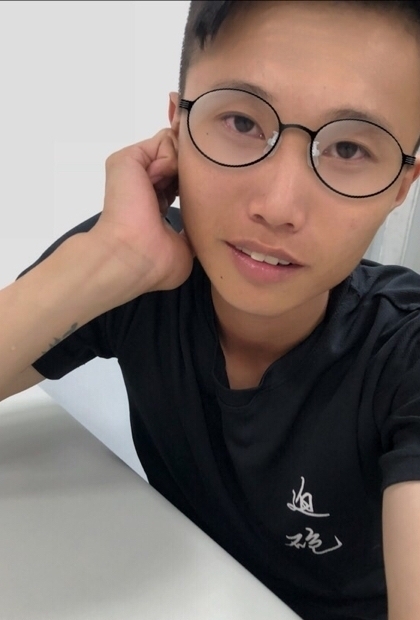 璨名的第一张照片--云霄婚介网