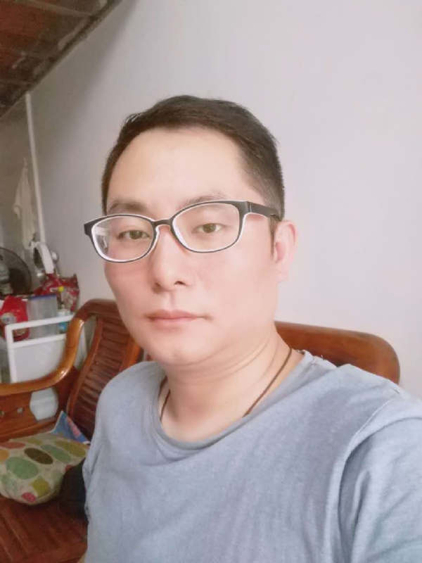 流星的尾巴的第一张照片--云霄婚介网