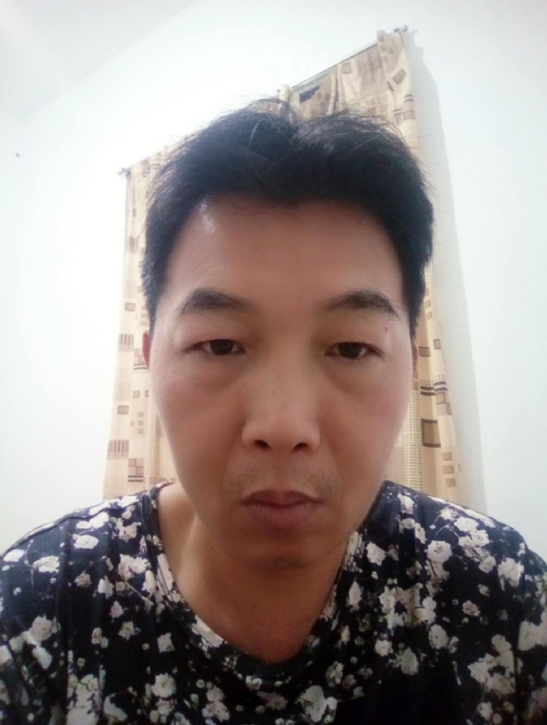 繁华哀伤的第一张照片--云霄婚介网