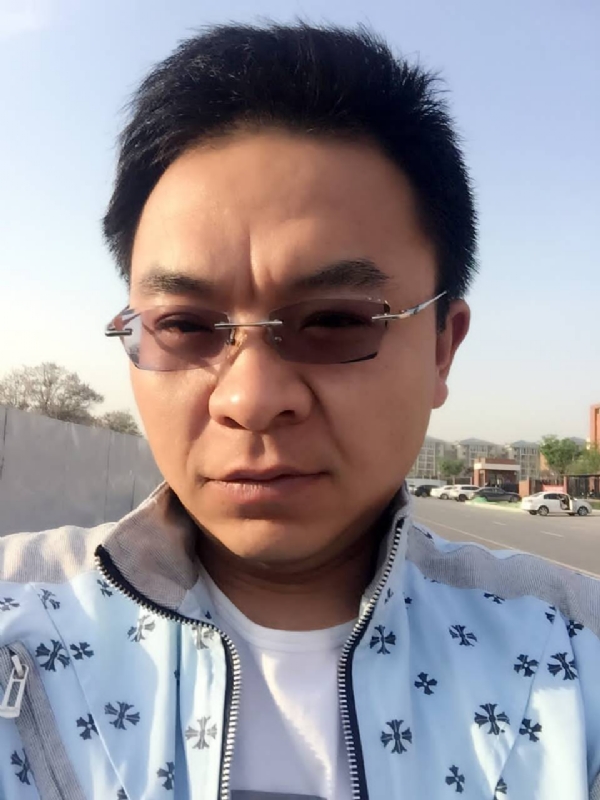 执着的等待的第一张照片--云霄婚介网