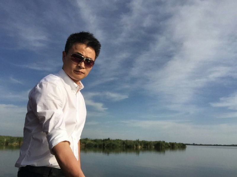 罗的第一张照片--云霄婚介网