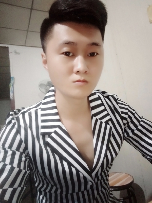 随遇而安的第一张照片--云霄婚介网
