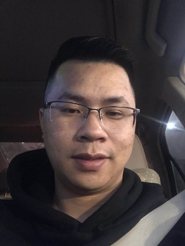 心飞扬的第一张照片--云霄婚介网