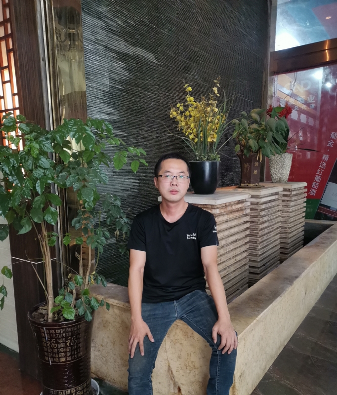 孤独小舟的第二张照片--云霄婚介网