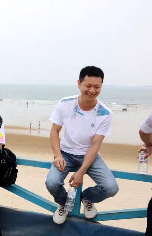 A乐米的第一张照片--云霄婚介网