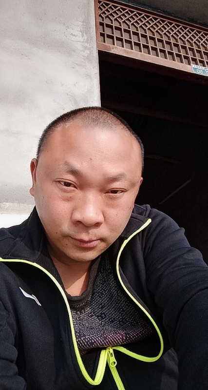 马克的第一张照片--云霄婚介网