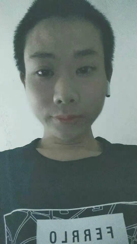 水中月的第一张照片--云霄婚介网