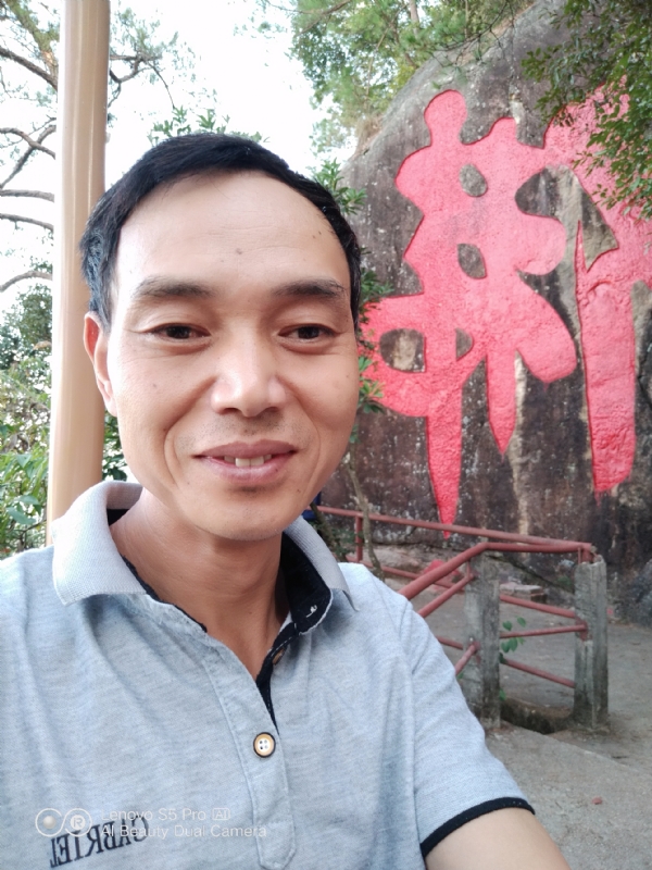 向往彩虹的第二张照片--云霄婚介网