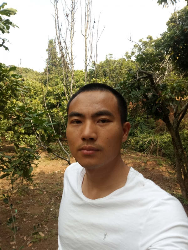 简单的第一张照片--云霄婚介网