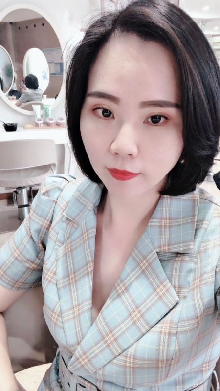 固执的第一张照片--云霄婚介网