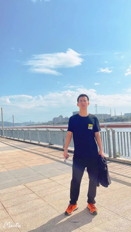 小螃蟹的第一张照片--云霄婚介网