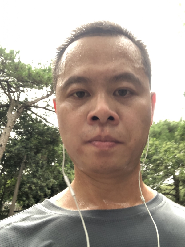 猩猩巨呃的第二张照片--云霄婚介网