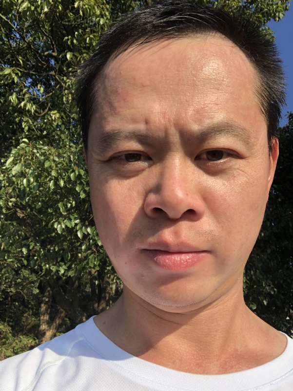 猩猩巨呃的第四张照片--云霄婚介网