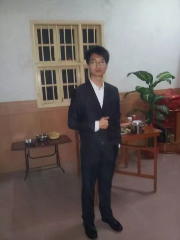 潇湘剑雨的第一张照片--云霄婚介网