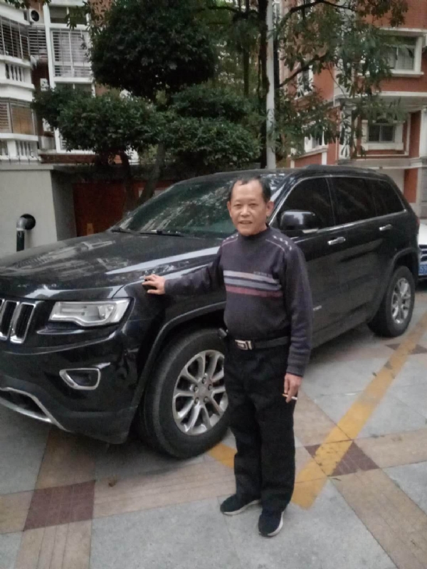 辉煌的第一张照片--云霄婚介网