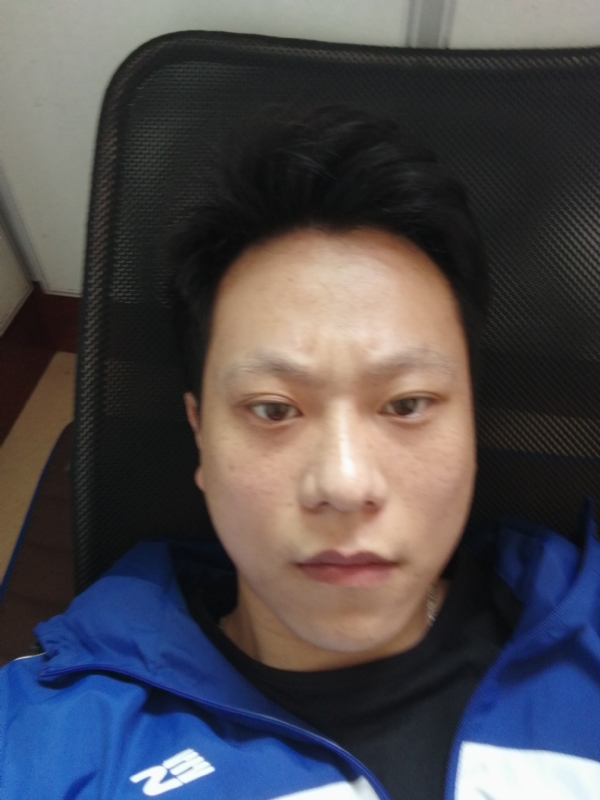 爱上的感觉的第一张照片--云霄婚介网
