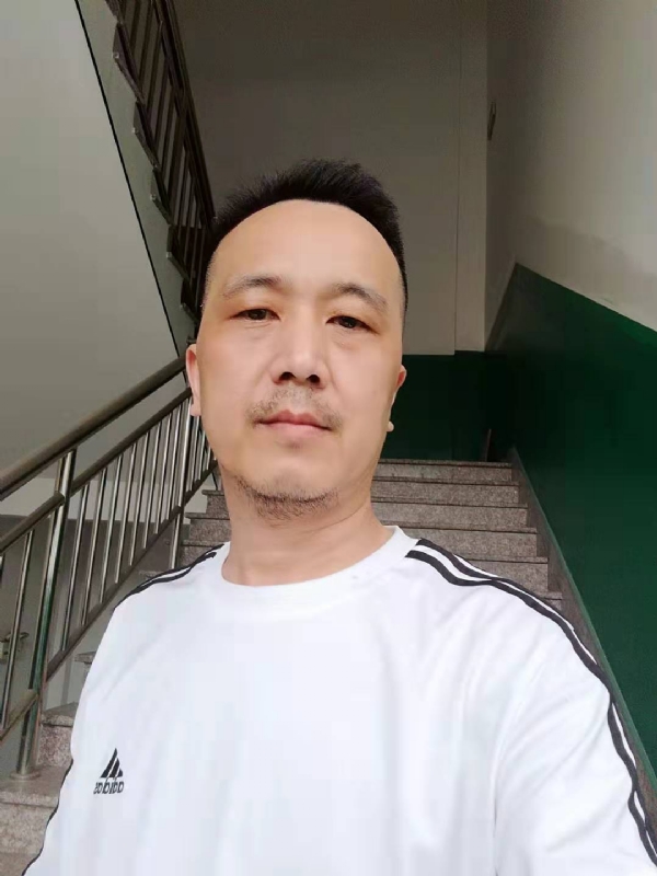假如风有颜色的第一张照片--云霄婚介网
