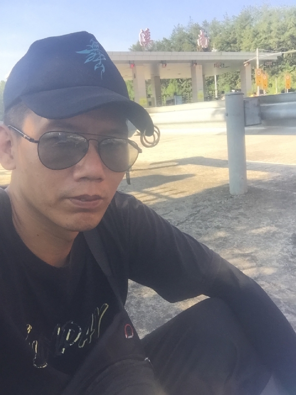 为你再疯一次的第一张照片--云霄婚介网