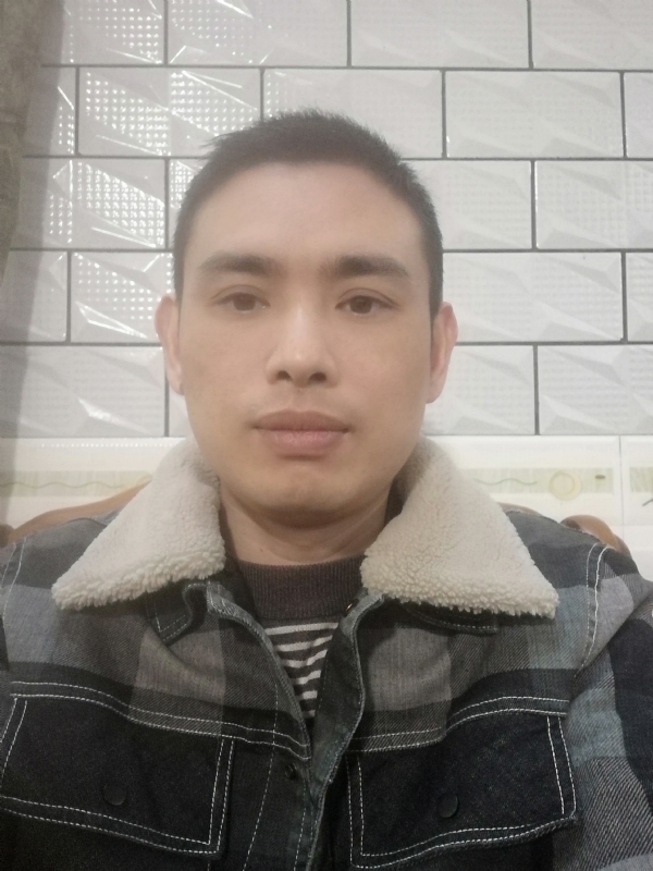 枫叶飘影的第一张照片--云霄婚介网