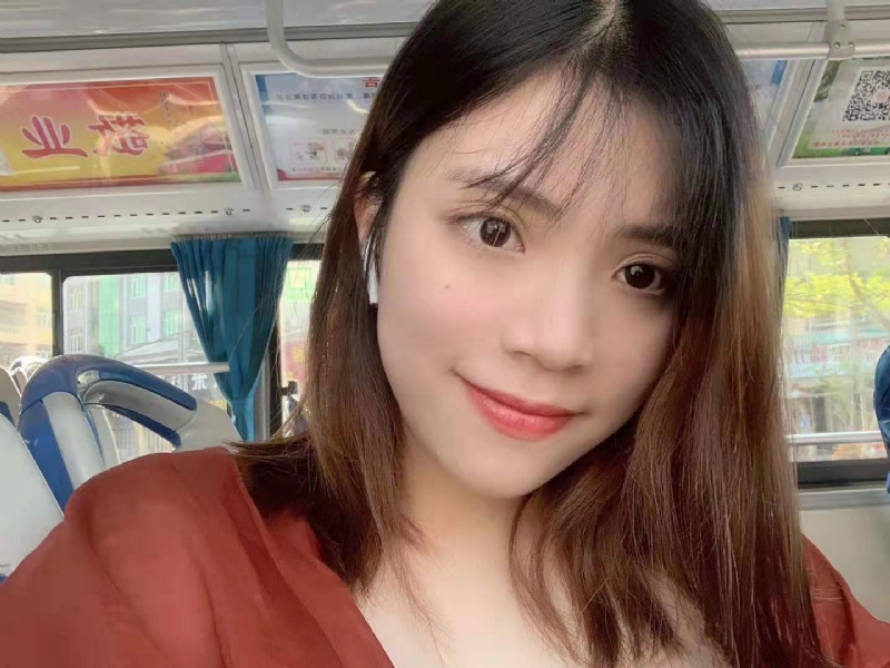 小眼睛的第一张照片--云霄婚介网