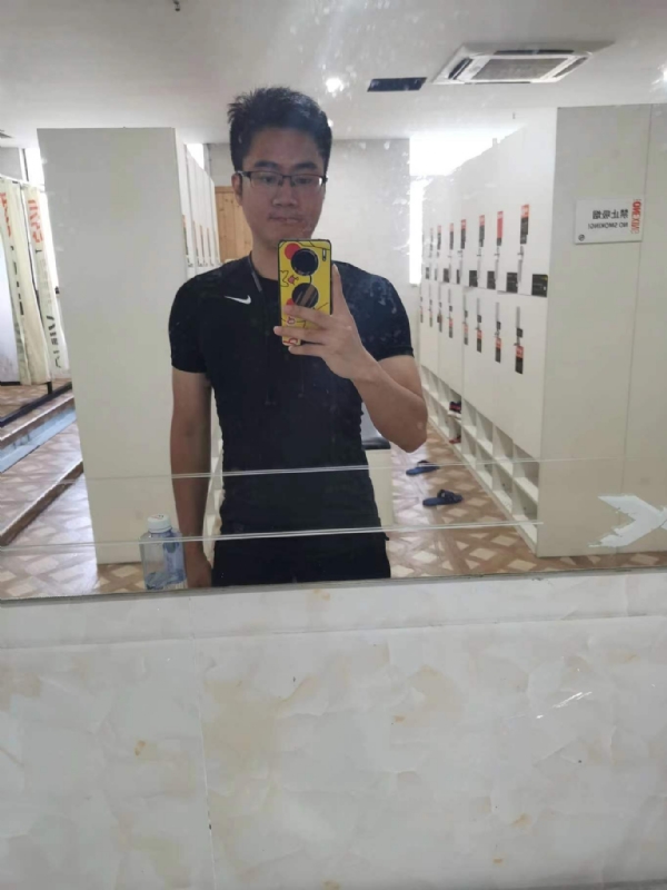 习惯发呆的第一张照片--云霄婚介网