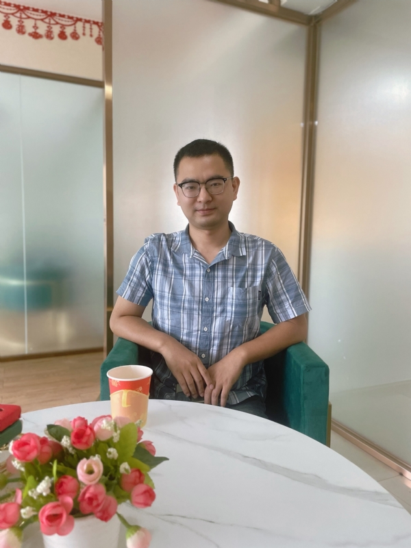 微尘的第二张照片--云霄婚介网