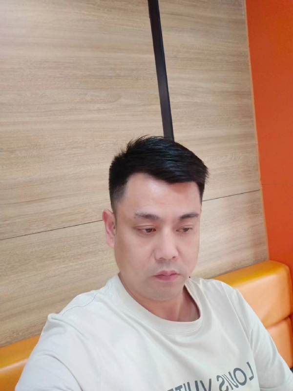 不知道的第三张照片--云霄婚介网