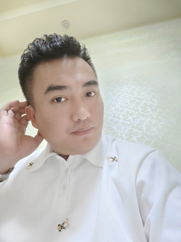 哈哈先生的第一张照片--云霄婚介网