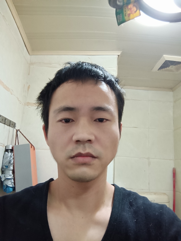 守望天空的第一张照片--云霄婚介网