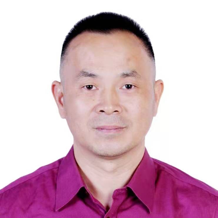 鹏晖的第三张照片--云霄婚介网