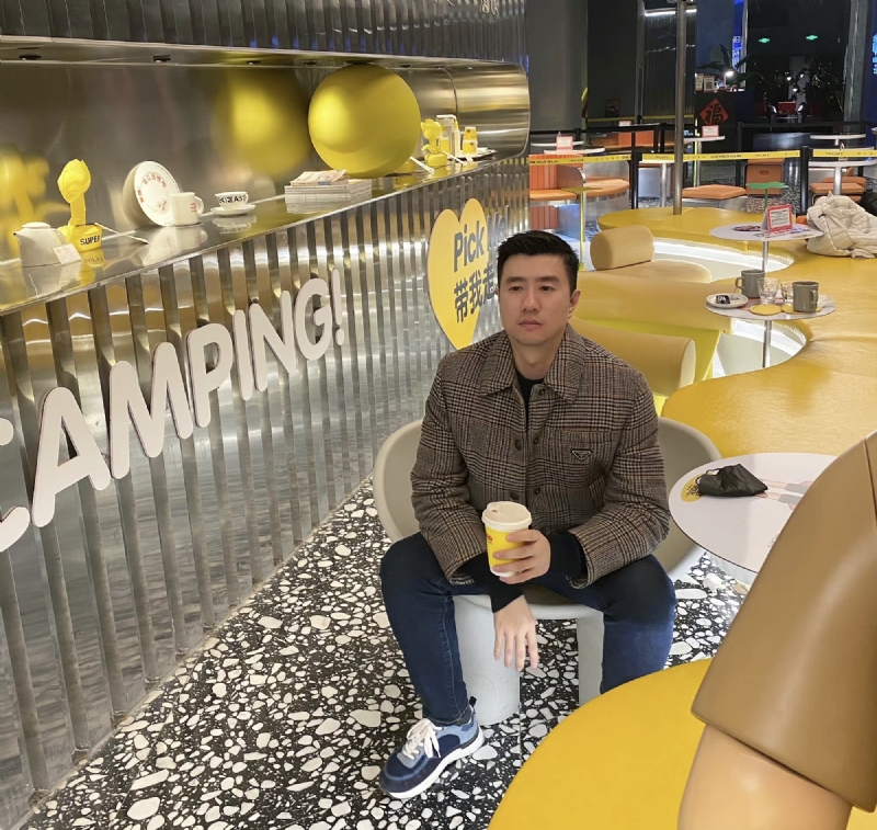 海邊漫步的第一张照片--云霄婚介网