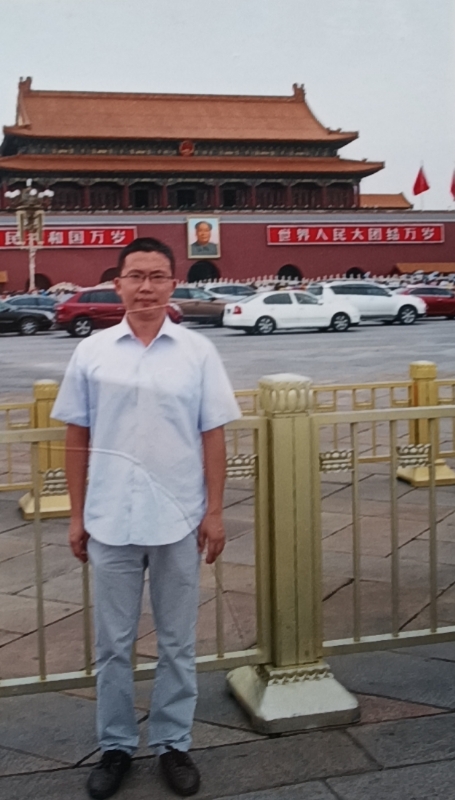 乔治的第一张照片--云霄婚介网