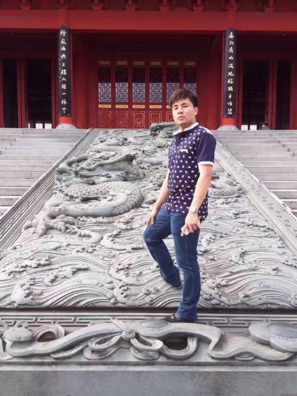 御龙氏的第一张照片--云霄婚介网