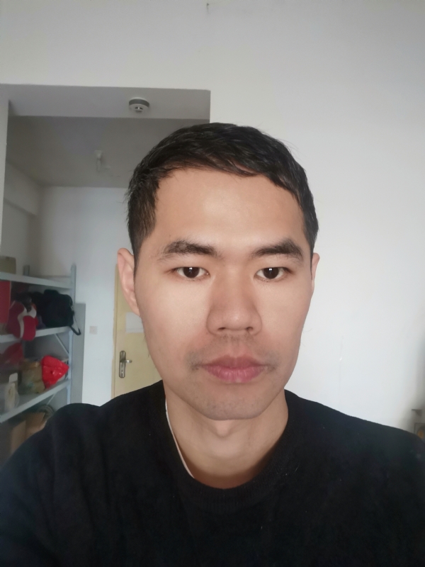 梦想在飞翔的第三张照片--云霄婚介网