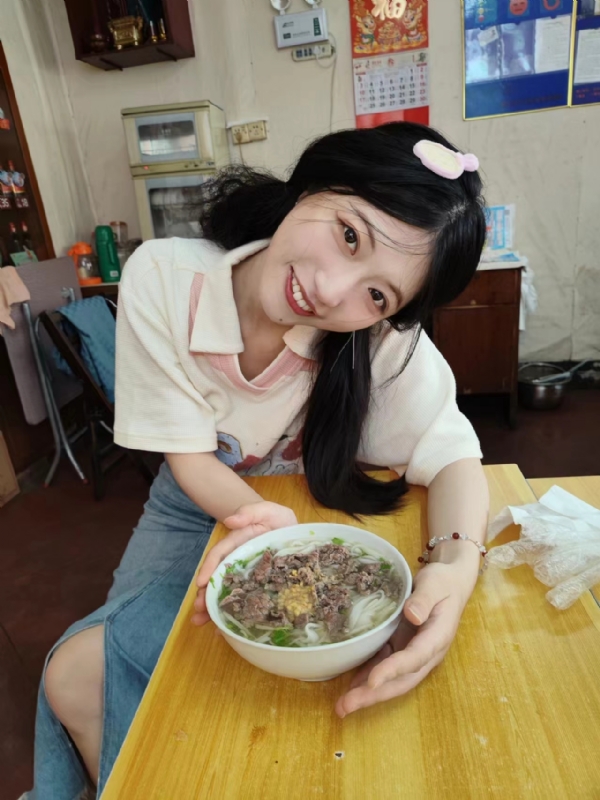 甜果的第一张照片--云霄婚介网