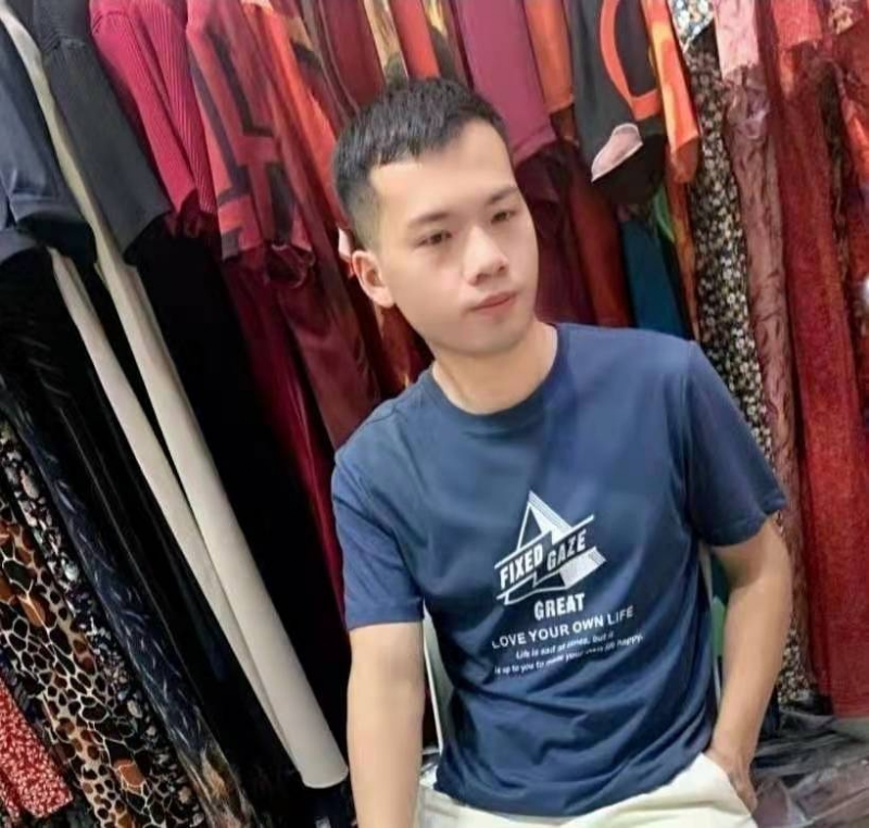 萃臻的第一张照片--云霄婚介网