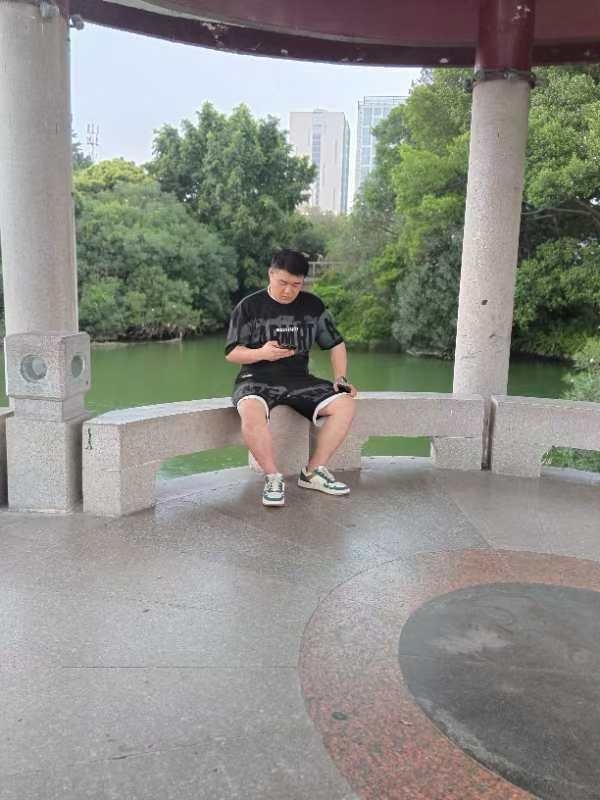 不善挽留的第二张照片--云霄婚介网