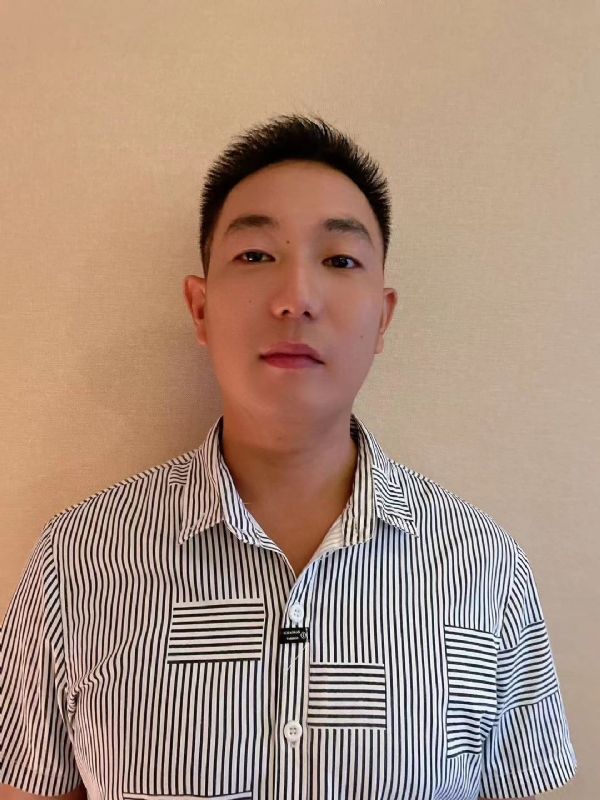 陈先生的第三张照片--云霄婚介网