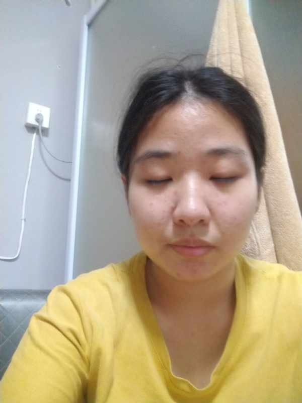 叶子的第一张照片--云霄婚介网