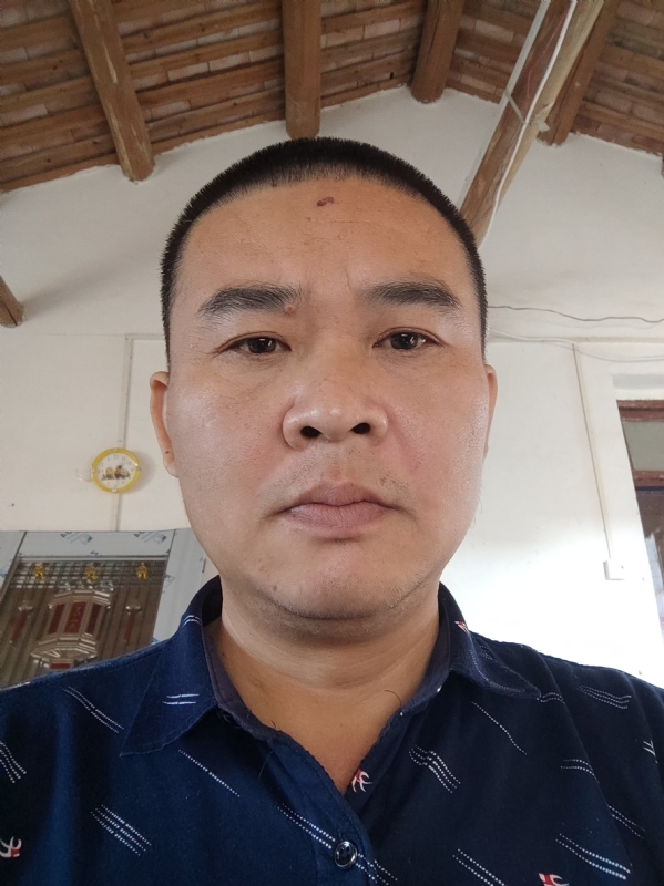 破碎的第一张照片--云霄婚介网