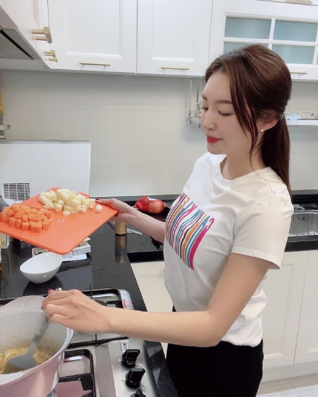 陈艾的第一张照片--云霄婚介网