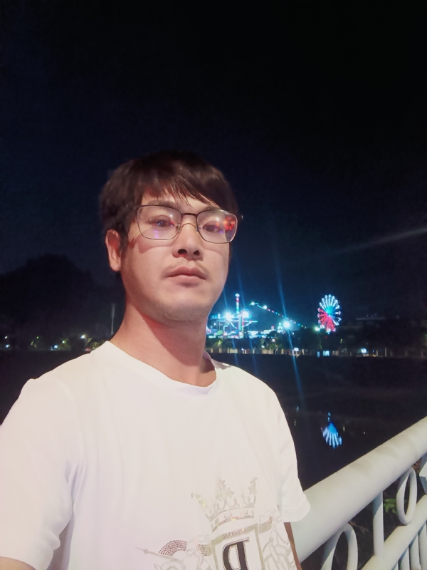 任豐的第一张照片--云霄婚介网