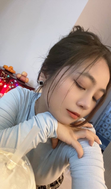 艳秋的第一张照片--云霄婚介网